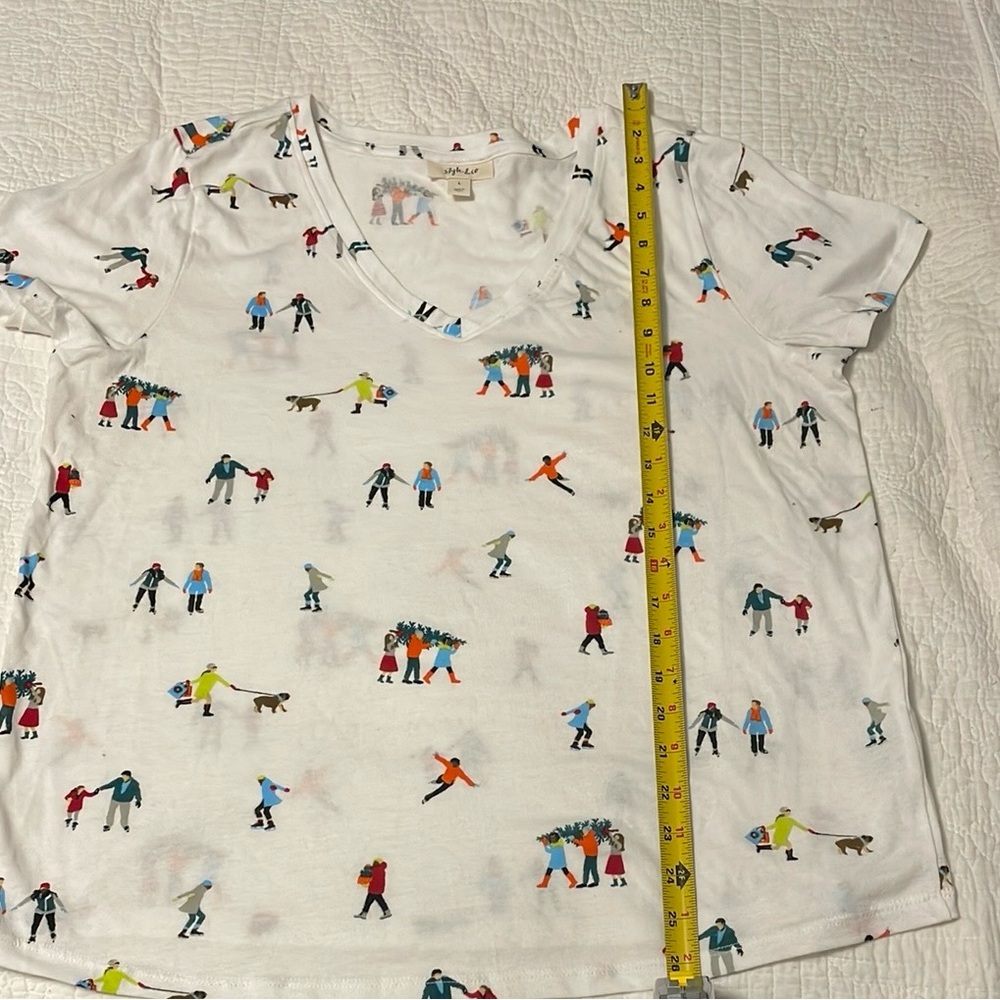 Ladies cotton “Winter Scene” large t-Shirt.  Worn once!  Great condition.